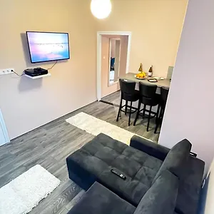 Flamingo Rezidencia Apartman